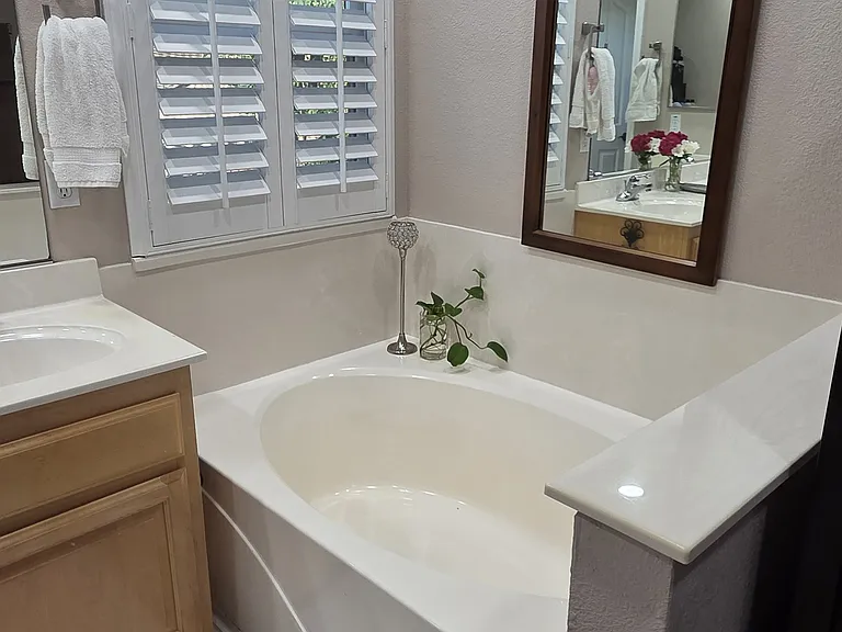 1013 Thompson Cir #1 — Photo 10