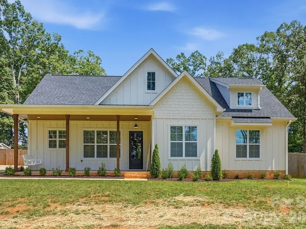 369 Sunderland Rd, Belmont, NC 28012