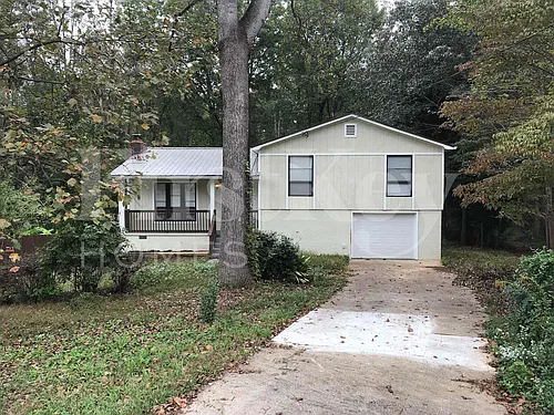 103 Walnut Way Photo 1