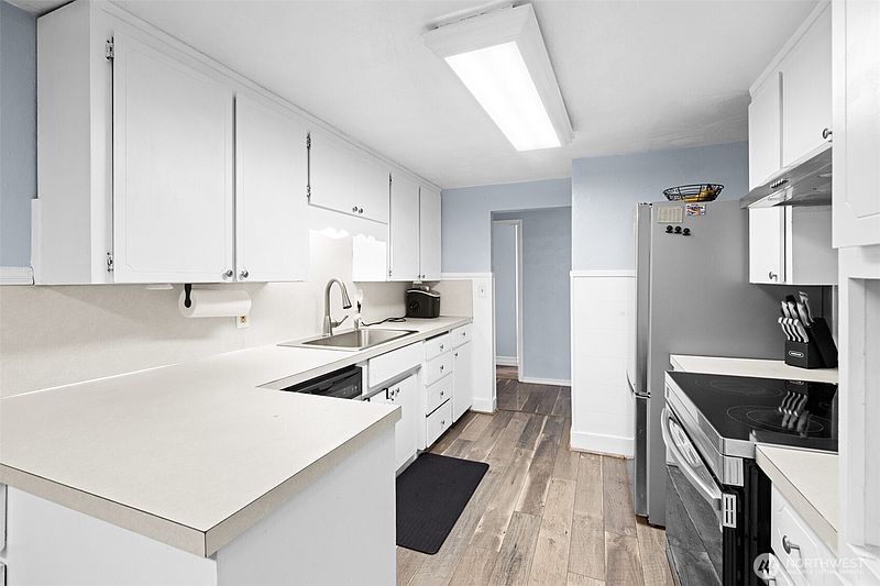 3rd image of 514 S Washington Street