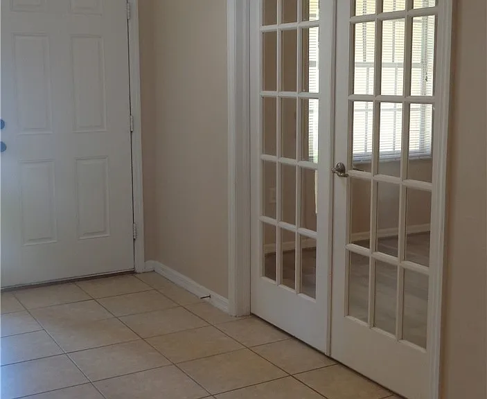 2463 Nature Pointe Loop — Photo 8