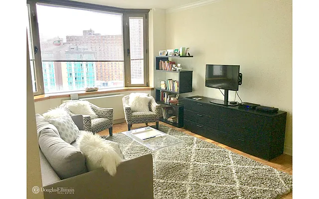 Rented by Douglas Elliman | media 5
