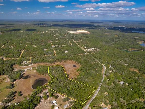 126 KEUKA CEMETARY Road, Interlachen, FL 32148