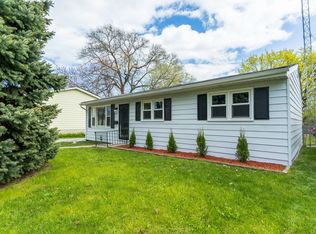 1811 20th St, Zion, IL 60099