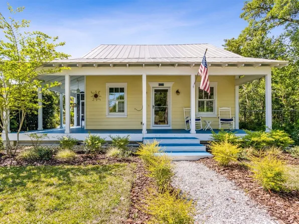 918 White St, Fernandina Beach, FL 32034