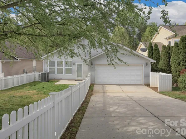 15318 Hugh Torance Pkwy, Huntersville, NC 28078