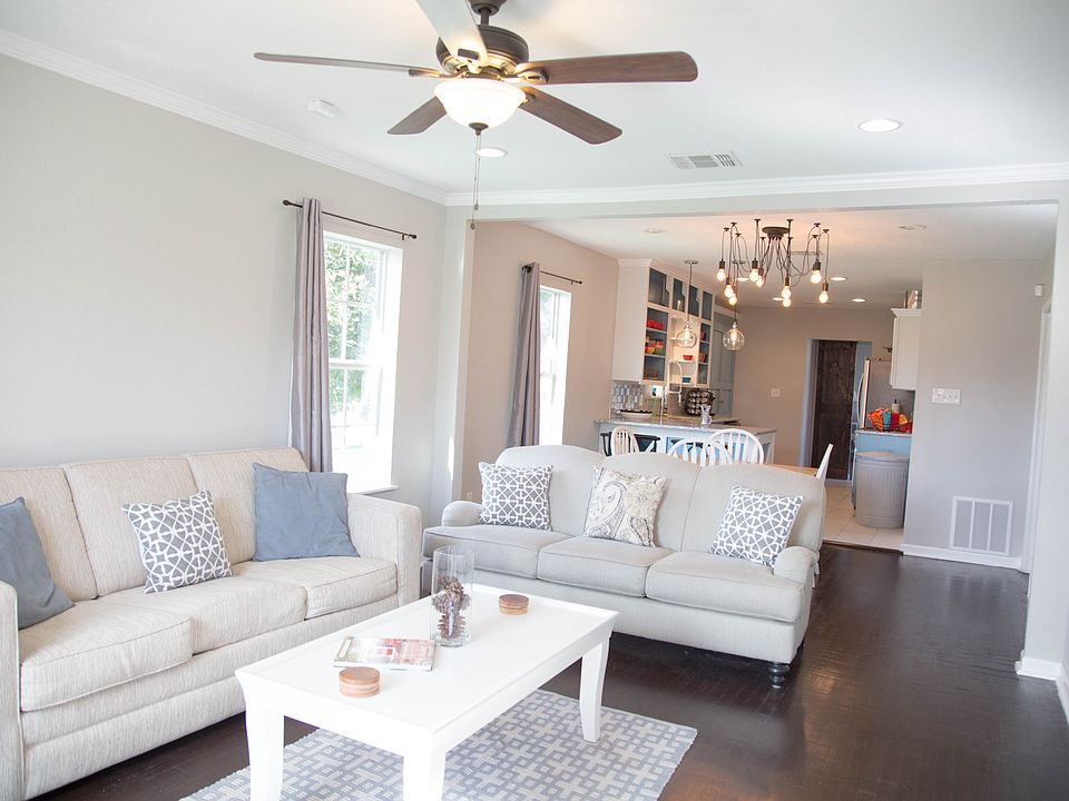 1st image of 2327 W Magnolia Ave