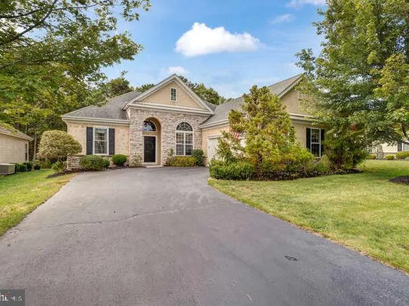 18 Mission Way, Barnegat, NJ 08005