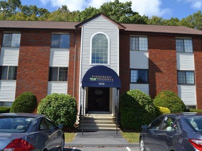 1820 Skyline Dr Unit 18, Lowell, MA, 01854