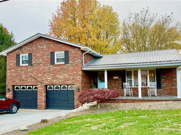 939 Robin Hood Ln, Follansbee, WV 26037
