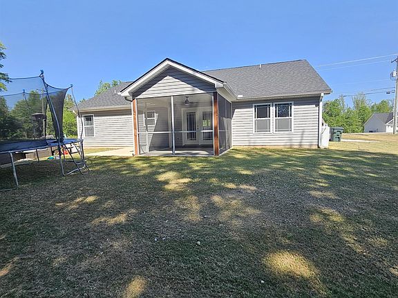 3rd image of 1693 Hannon Rd