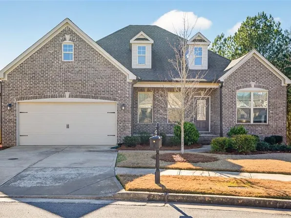 3861 Heirloom Loop Ct, Buford, GA 30519