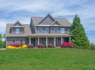 6010 Mayfield Dr, Cumming, GA 30041