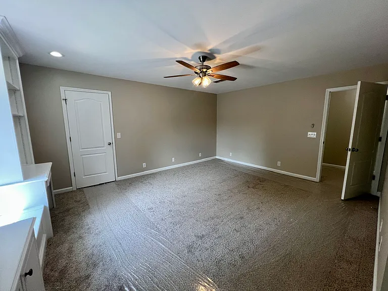 2903 Saint Johns Dr — Photo 30