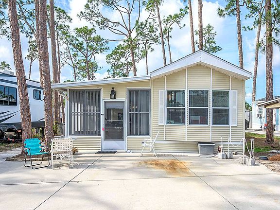 2nd image of 19551 S Tamiami Trl #305