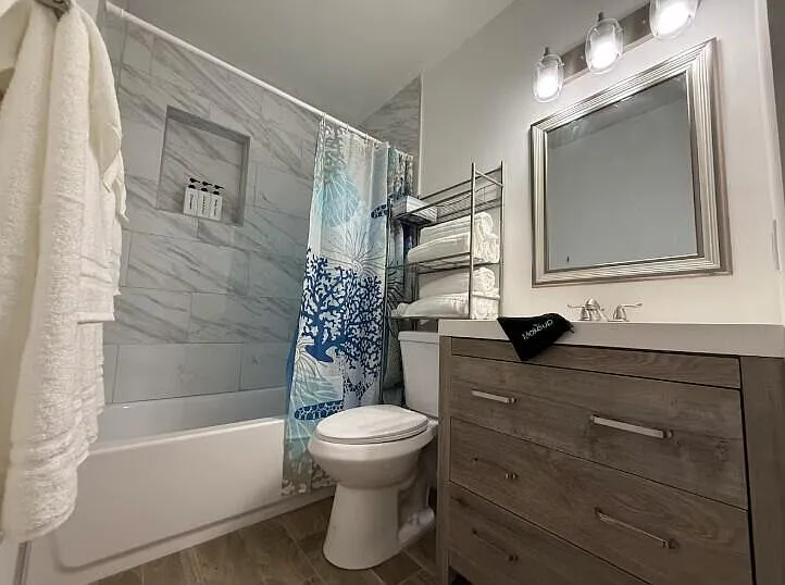 516 E Whitney Dr — Photo 30