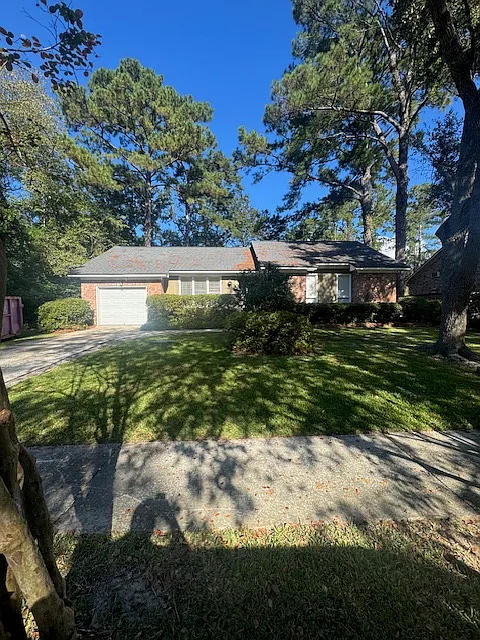 103 Bramwell Dr — Photo 1