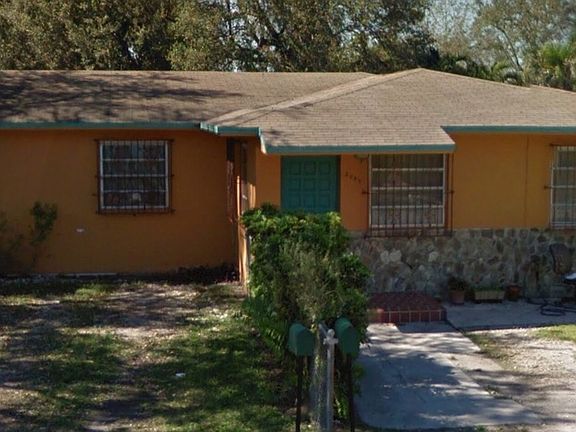 DUPLEX - 2/1 on LEFT