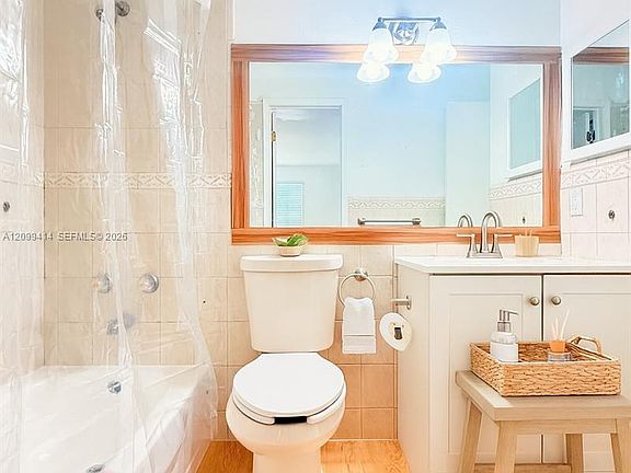 5th image of 11637 SW 117th Ct