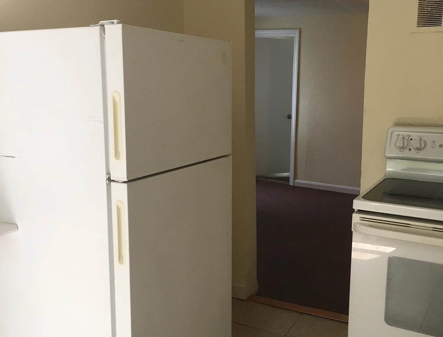 3 bed, $1,625 — Photo 4
