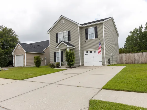 212 Avonshire Dr, Summerville, SC 29483