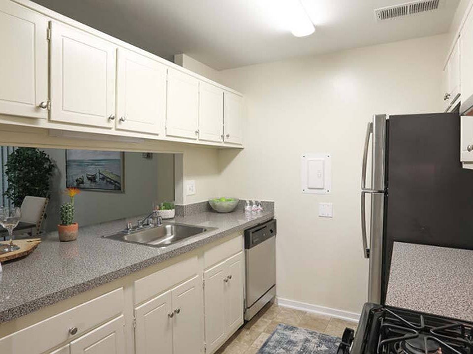 Winterthur Apartment Rentals Reston, VA Zillow