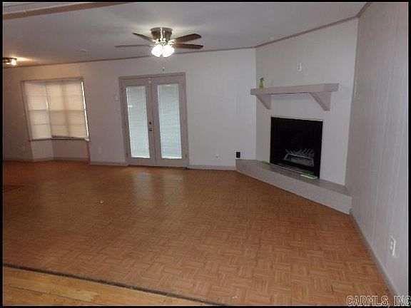 3rd image of 5813 Allen St