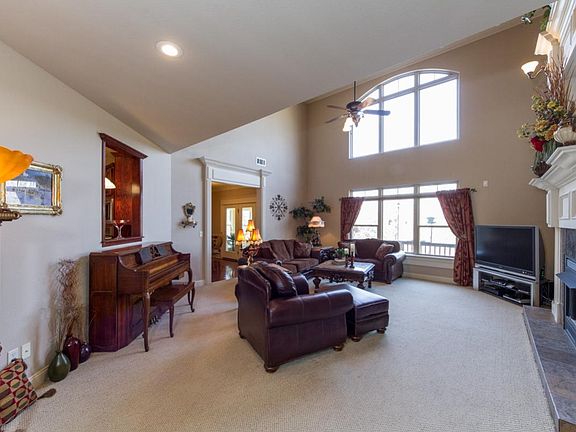 5th image of 1 McCollough Ln