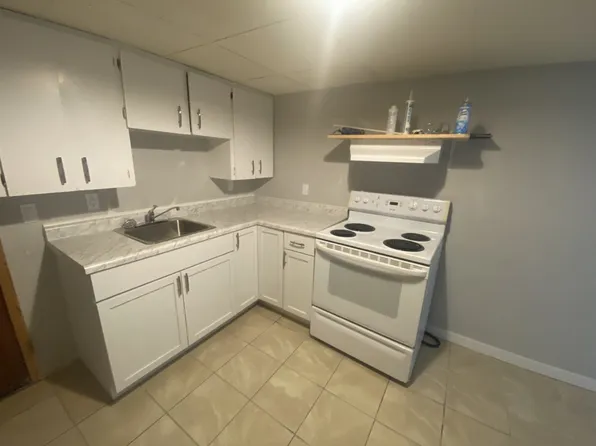 227 Norah St N #4, Thunder Bay, ON P7C 4H1