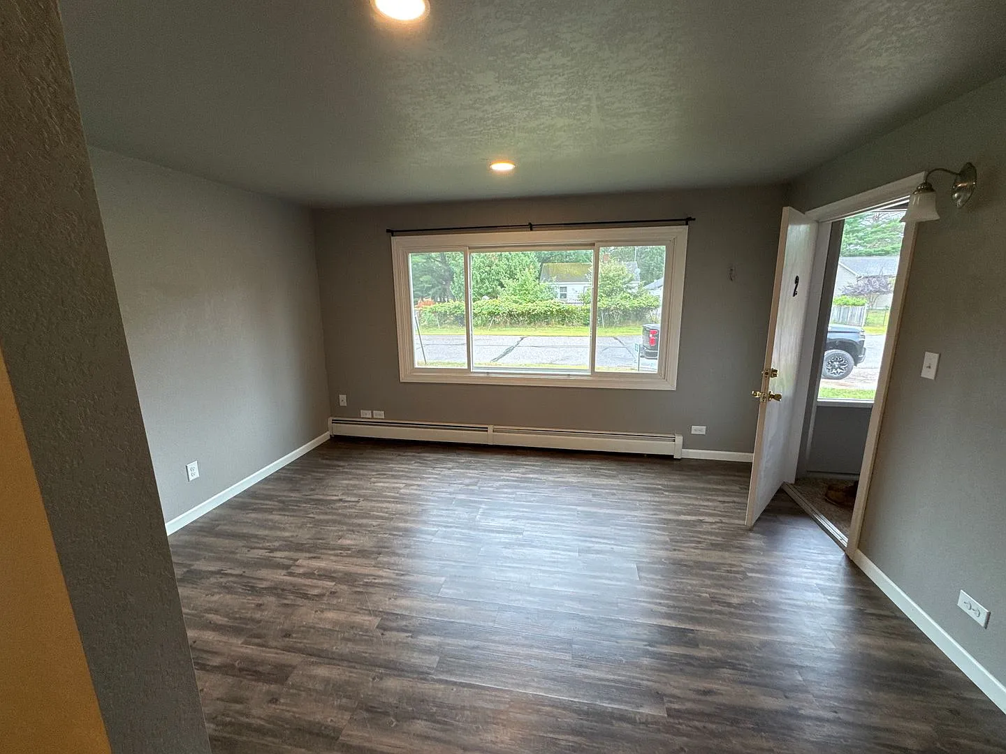 2nd Avenue Apartments — Photo 2