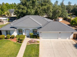 3092 Montana Sky Dr, Redding, CA 96002