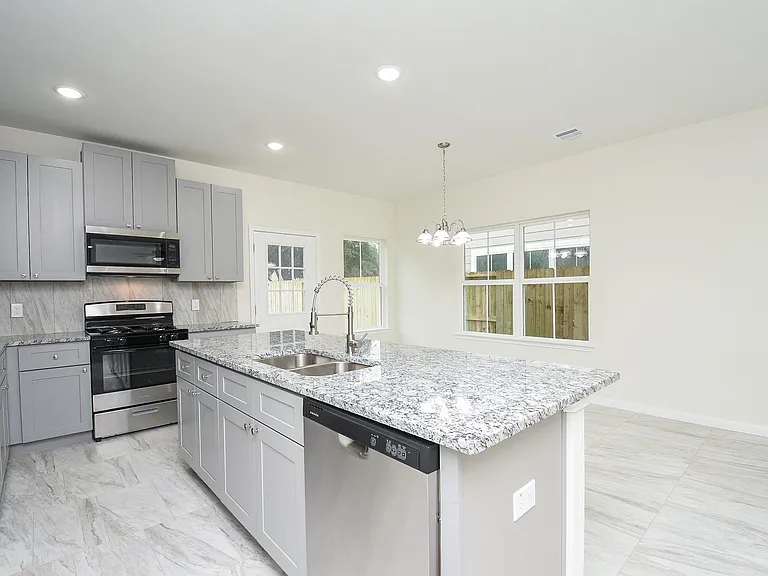 2807 Topiary Ln — Photo 11