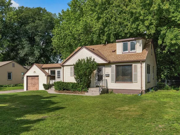 4921 Zenith Ave N, Brooklyn Center, MN 55429