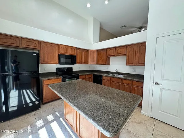 305 S Wilson St #111 — Photo 5