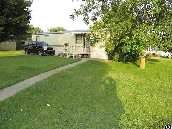 2nd image of 416 Parkland Ave