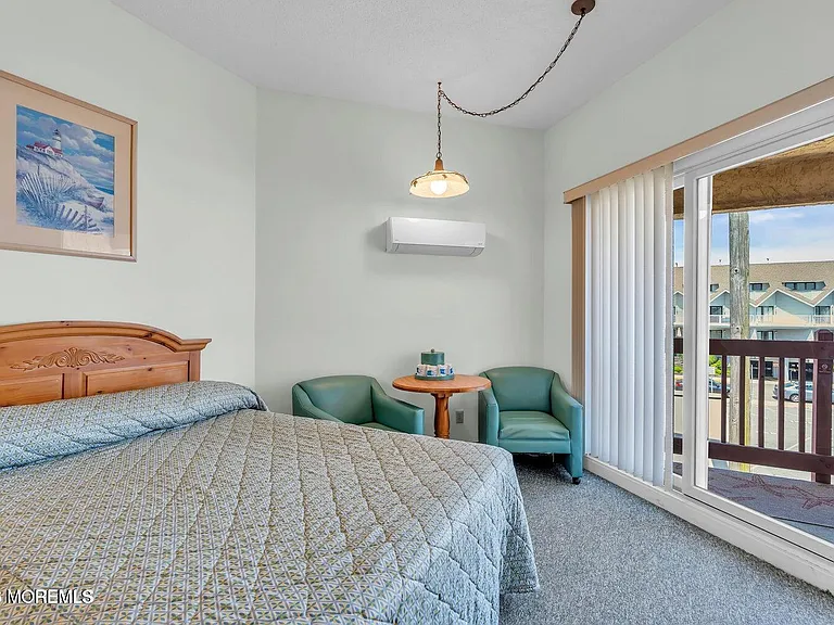 1008 Ocean Ave — Photo 10