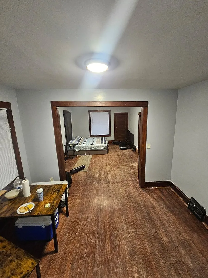 1372 Merryman St 4 Unit — Photo 2