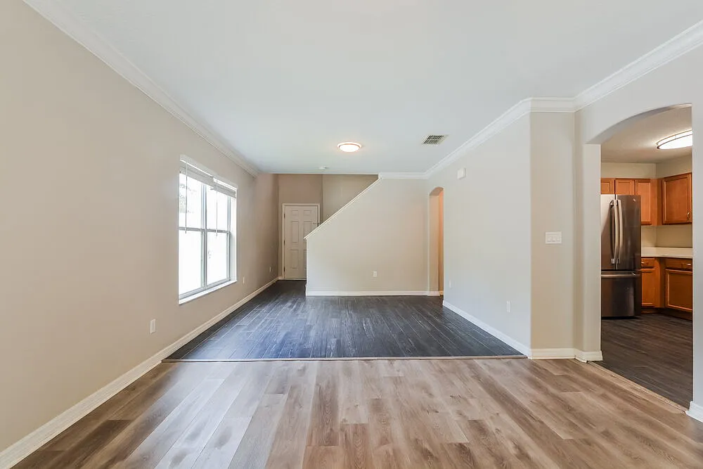 4 bed, 2.5 bath, 1846 sqft, $2,655 — Photo 4