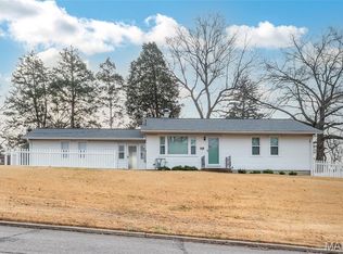 1000 E McKinley St, Belleville, IL