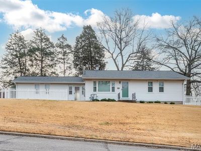 1000 E McKinley St, Belleville, IL, 62220