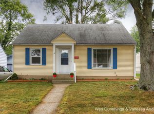 2110 Ontario Ave NE, Grand Rapids, MI 49505