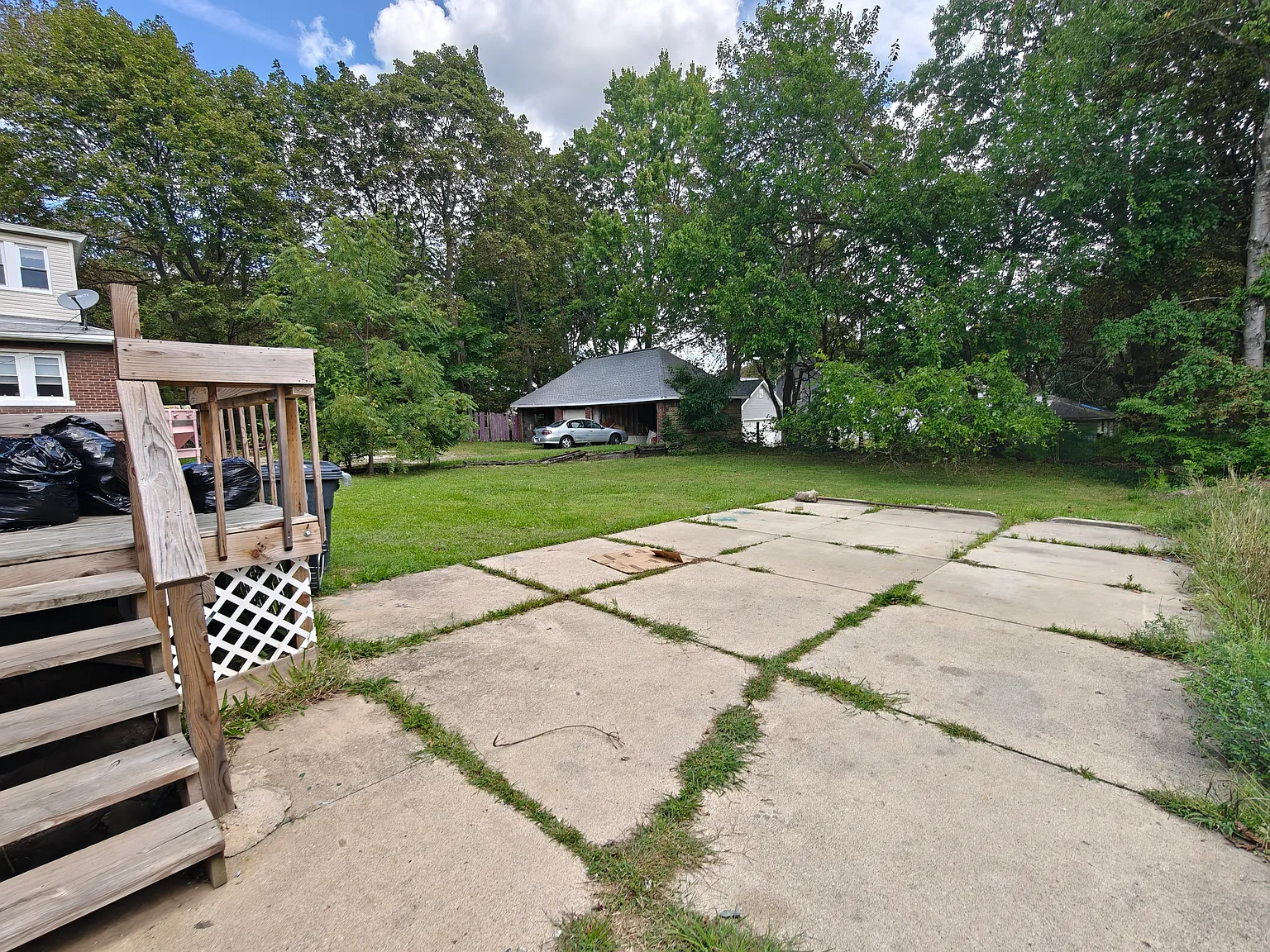 4 bed, 1.5 bath, 1240 sqft, $1,260 — Photo 2