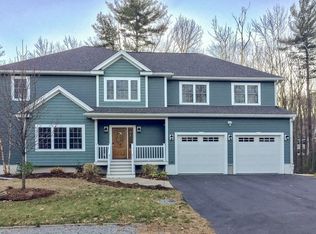 711 Salisbury St, Worcester, MA 01609