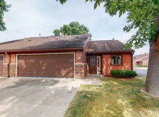 867 15th Ave SE, Rochester, MN 55904