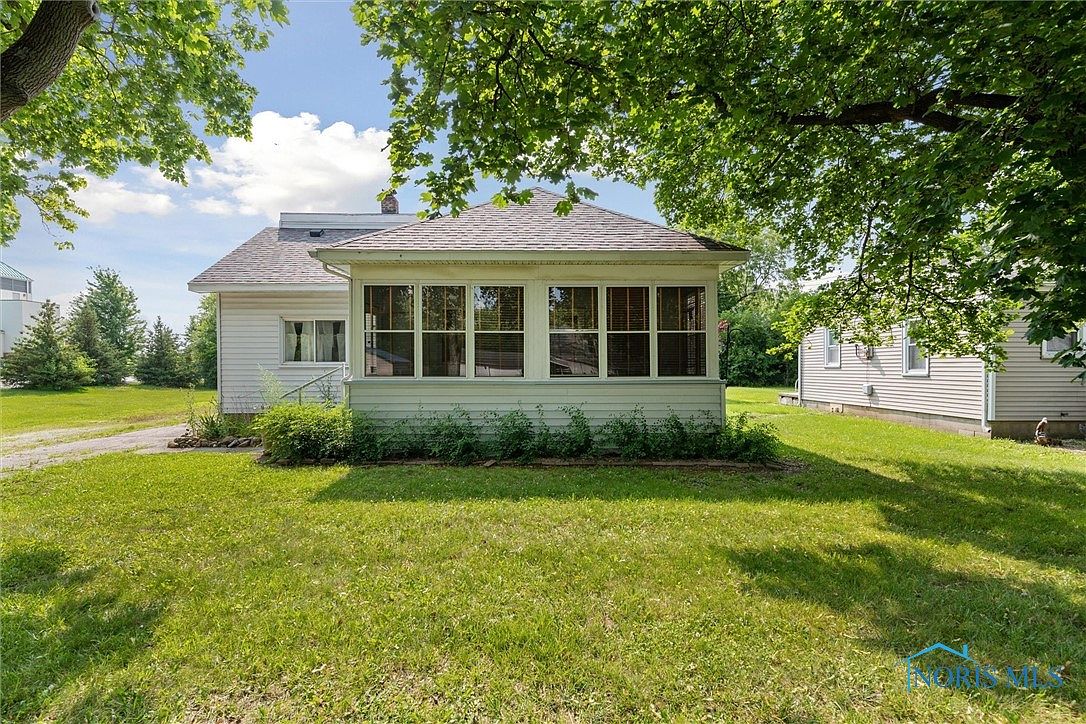 26737 Lime City Rd, Perrysburg, OH 43551 MLS 6104378 Zillow