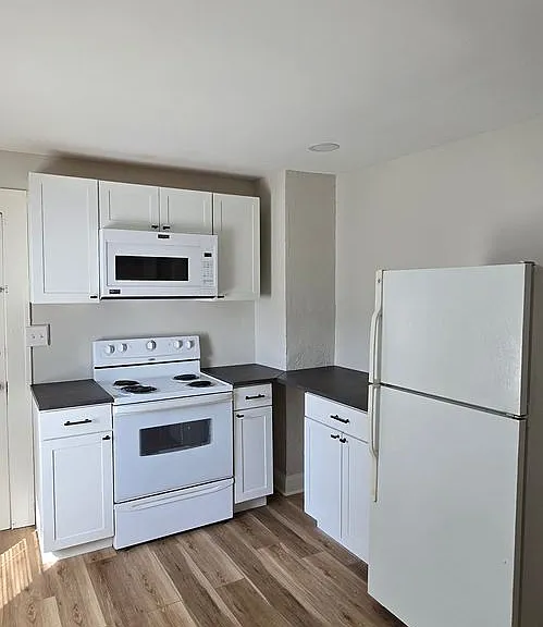 2132 2nd Ave N #1/2 — Photo 5