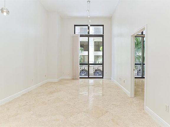 4th image of 701 S Olive Ave APT 209