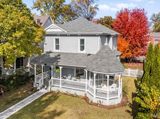 617 E A St, Belleville, IL 62220