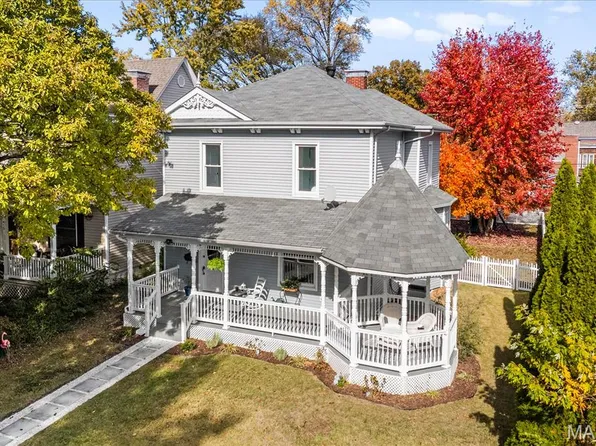 617 E A St, Belleville, IL 62220