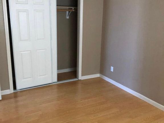 5th image of 7020 Hemet Ave